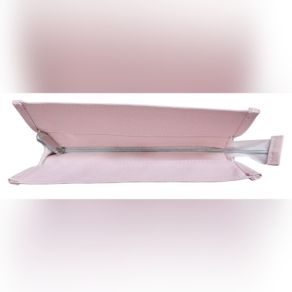 Christian Dior Light Pink Canvas Pouch W/ Zipper Closure And Sample Parfum. NEW - Picture 4 of 8